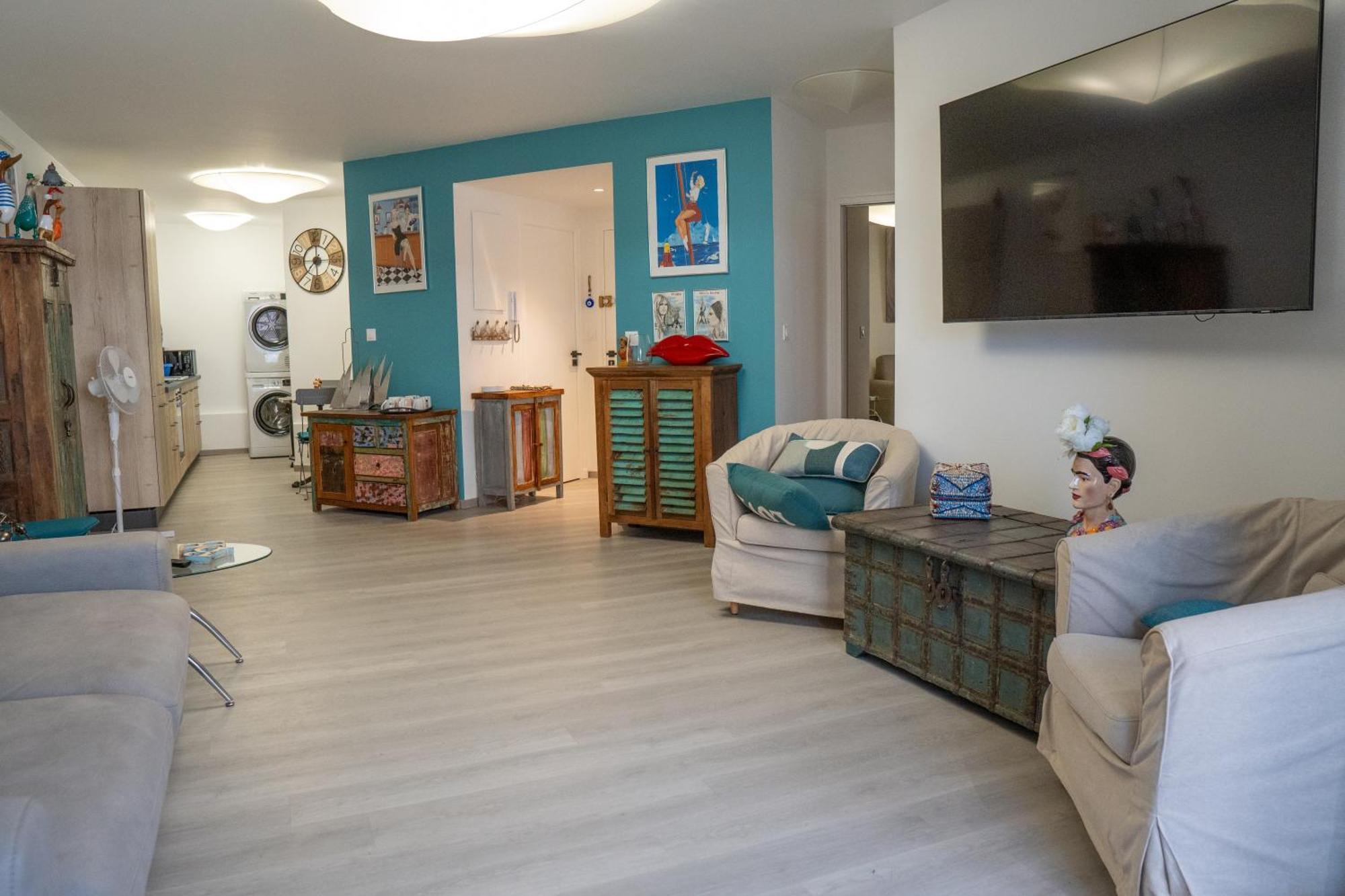 T2! 3 Ou 4 Personnes Centre Ville Neuf Avec Garage Sanary-sur-Mer Buitenkant foto